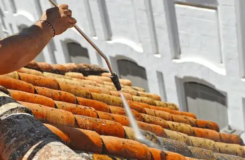 Nettoyage de toitures - Saint-Quentin-la-Motte-Croix-au-Bailly
